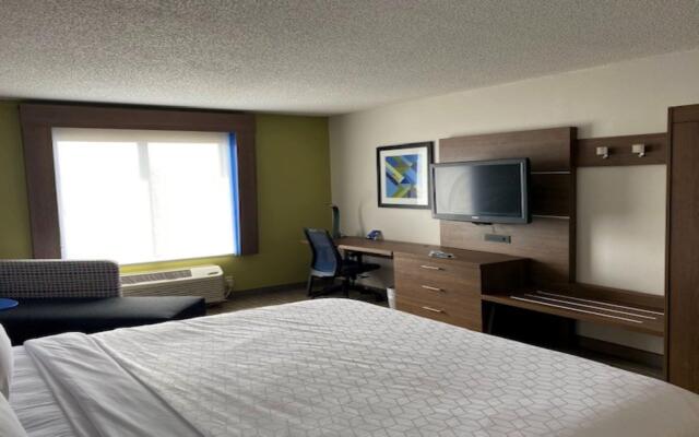HOLIDAY INN EXPRESS & SUITES REIDSVILLE by IHG