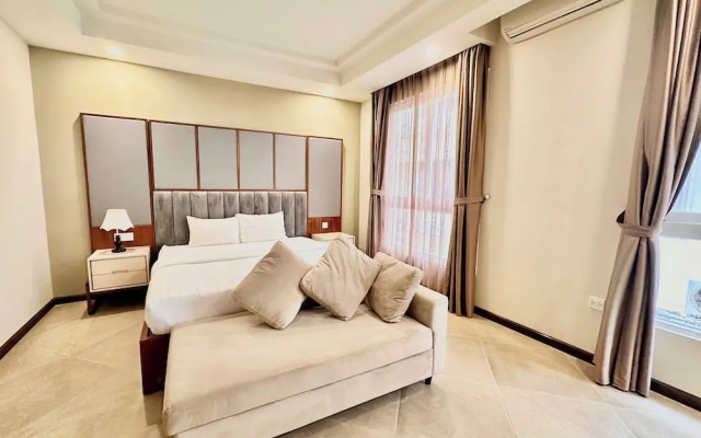 LAGUNA Premier Hotel