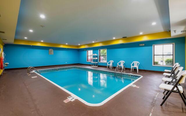 Red Roof Inn & Suites Monee