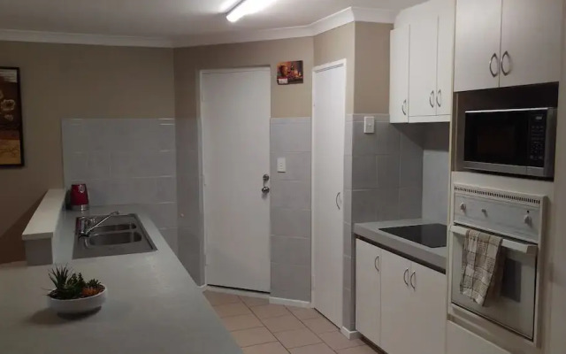 The Quiet Family Getaway In Bassendean