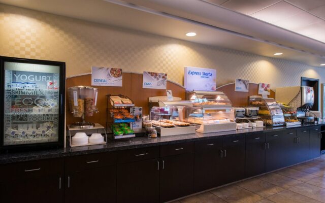 Holiday Inn Express Hotel and Suites Scranton by IHG