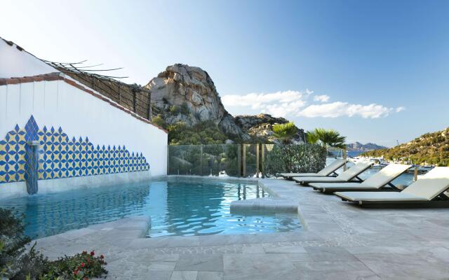 W Sardinia - Poltu Quatu