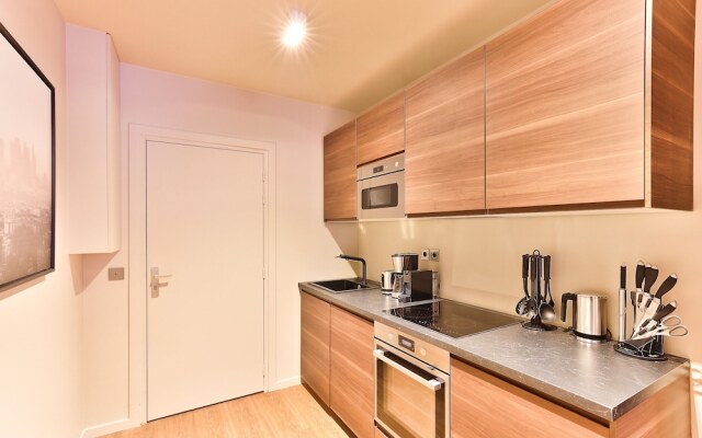 111- Urban Théâtre de la Madeleine