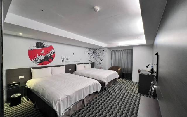 Chiayi Look Hotel