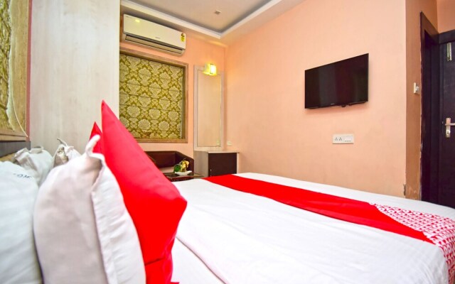 OYO 38844 Hotel Orchid Plaza