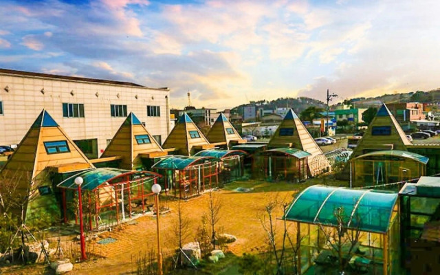 Gyeongju Pyramid Pension
