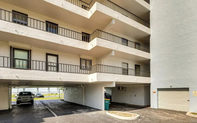 Panoramic Gulf Views: Renovated Fort Myers Condo!