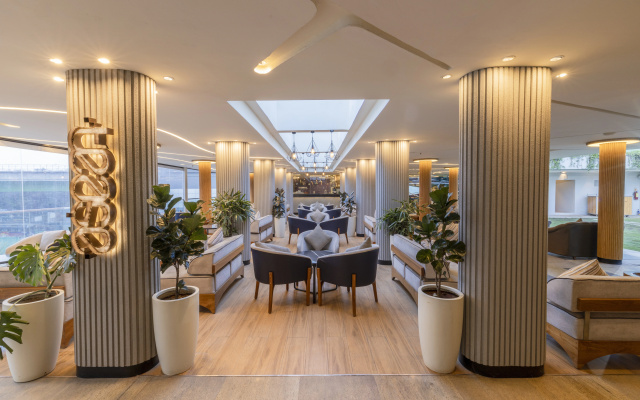 Vivanta Bengaluru, Whitefield – Lobby – Bangalore