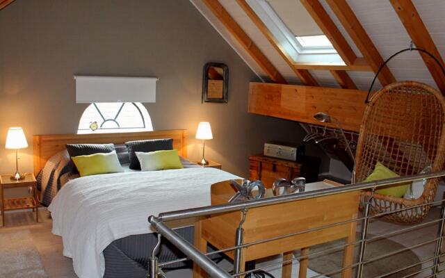 Quaint Holiday Home in Saint-Quirin with hot tub, nice view