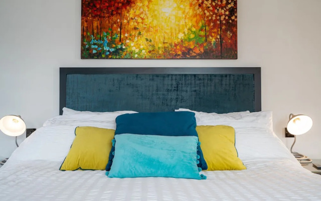 Antrim House Guest Rooms & Suites