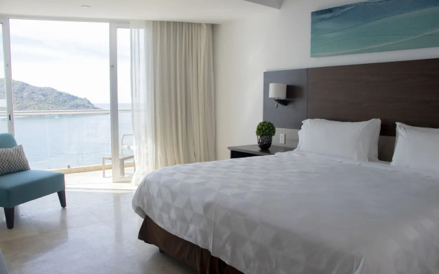 Holiday Inn Resort Mazatlan by IHG