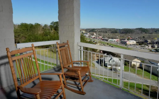 Whispering Pines 232