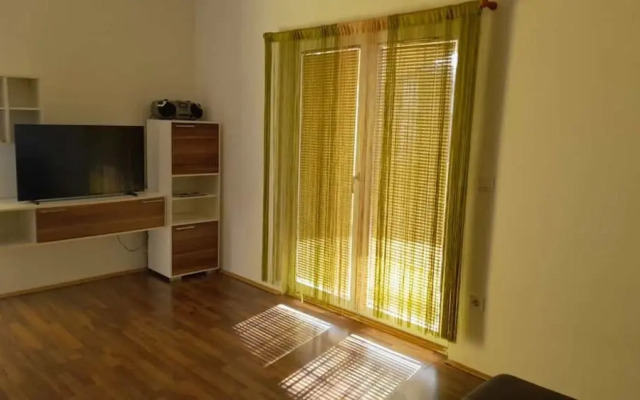 Vanja - Terrace & BBQ - A1