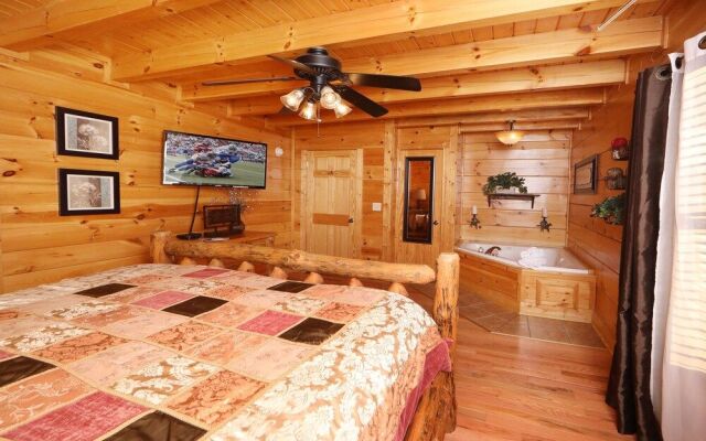 Amazing Grace - Two Bedroom Cabin