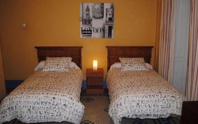 Residencia Universitaria Santa Paula