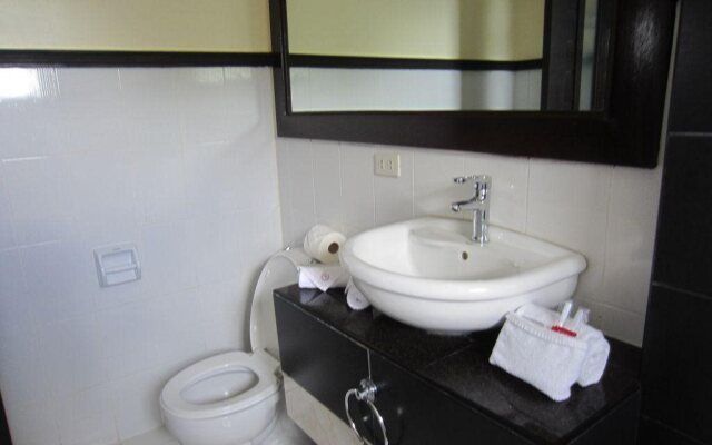 Verazza Hotel & Restaurant