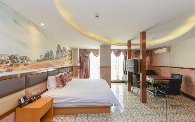 Boya Hotel (Shanghai Xiuyan Road Metro Station)