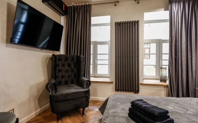 Floris на Полтавской 10