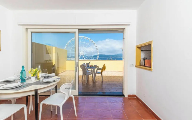 Una Finestra Sul Porto