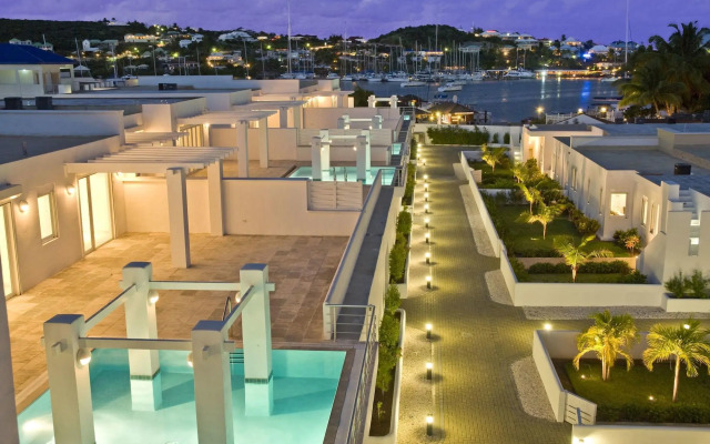 Coral Beach Club Villas & Marina