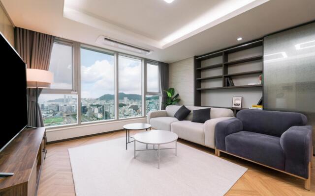 Executive Suite Apartment