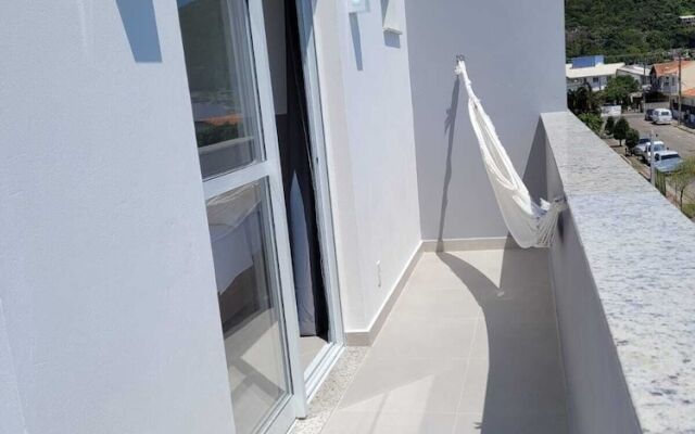 Dona Floripa Suites e Apartamentos