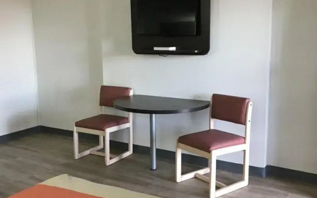 Sands Motel
