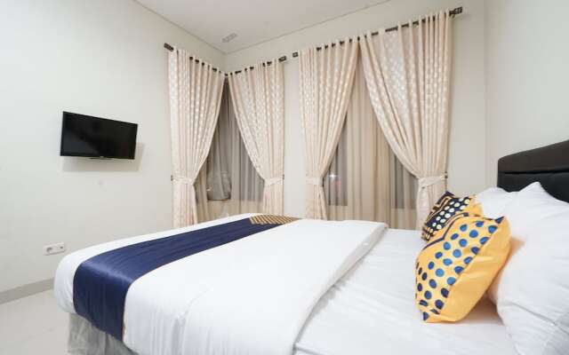 SPOT ON 2062 成双旅馆(SPOT ON 2062 Doublet Guest House)