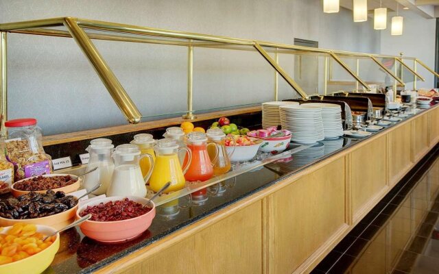 Radisson Hotel Toronto East