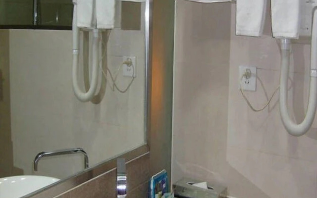 Huaweida Hotel