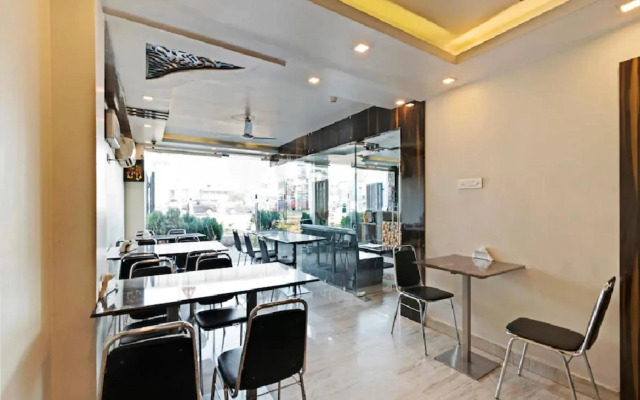 Oyo Rooms Parama Island Em Bypass