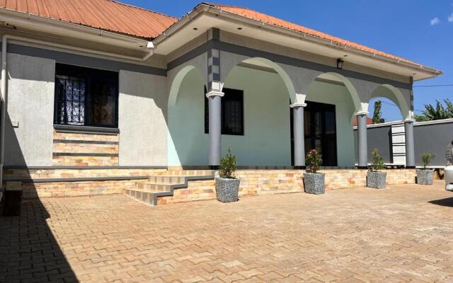 Spacious and Comfortable House in Kampala, Uganda