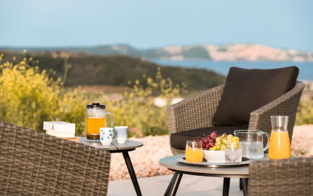 Unique Villa Ori Sleeps8, Private Pool, Gialova