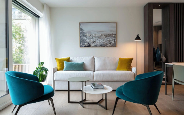 The Central City - Luxury ApartHotel