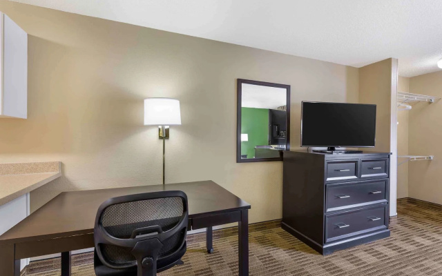 Extended Stay America Suites Cleveland Beachwood Orange Pl S