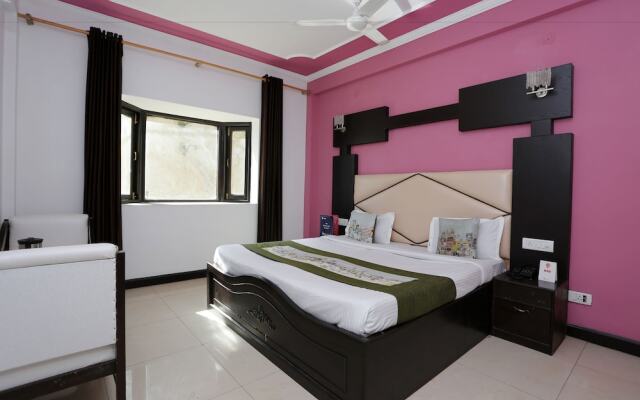 OYO 7211 Hotel Mussoorie Club