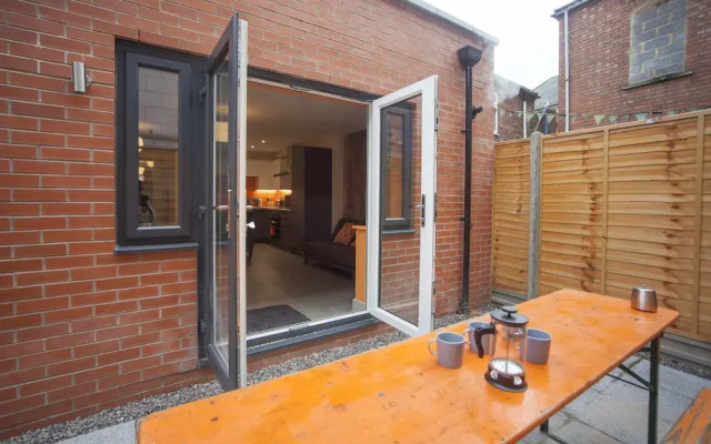 Higgihaus at 3a Cheltenham Lane Bristol