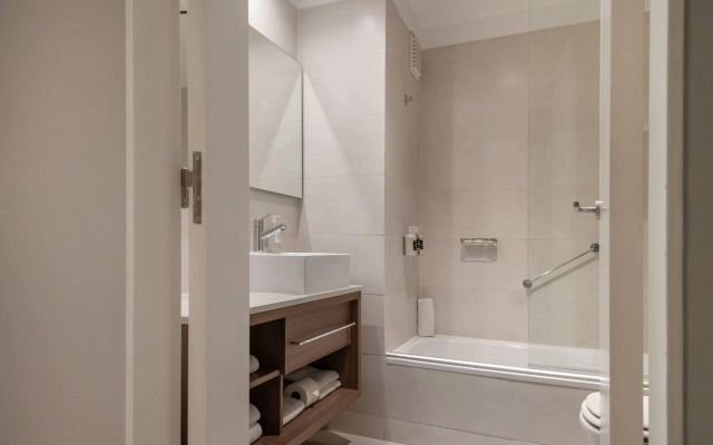 Dazzler by Wyndham Buenos Aires Polo