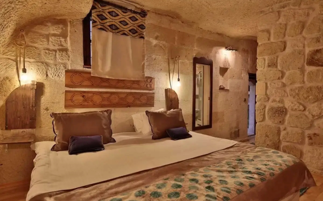 Elaa Cave Hotel
