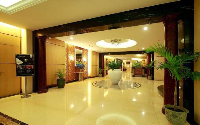 Rocky Plaza Hotel Padang