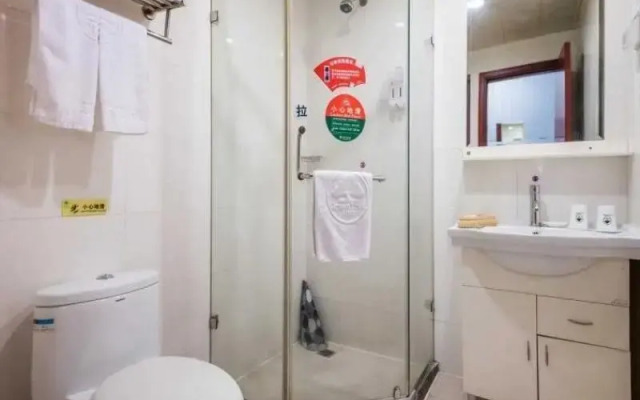 GreenTree Inn Jiangsu Changshu Longying Plaza Express Hotel