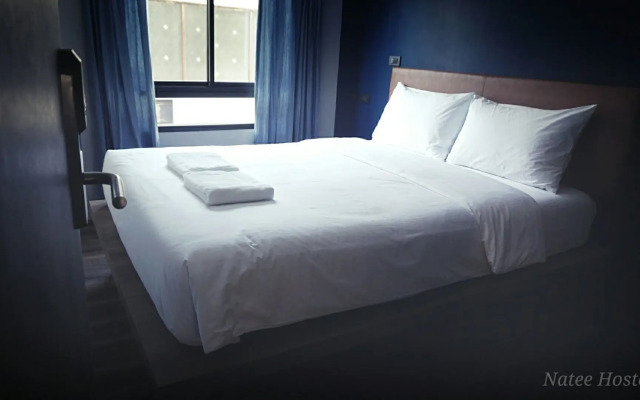 Natee Hostel
