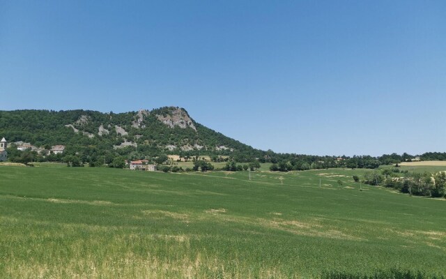 Stunning Apartment in Villagrande di Monteco With 1 Bedrooms