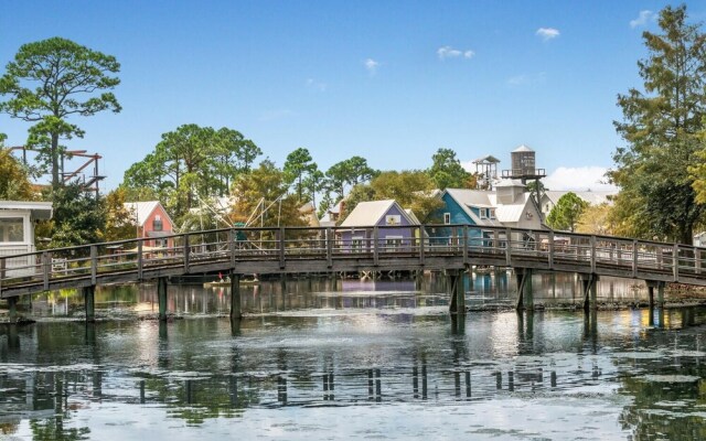 Sandestin Market Street