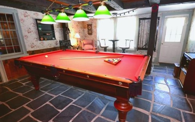 The Nutmeg Inn