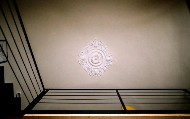 Center Street Apartment