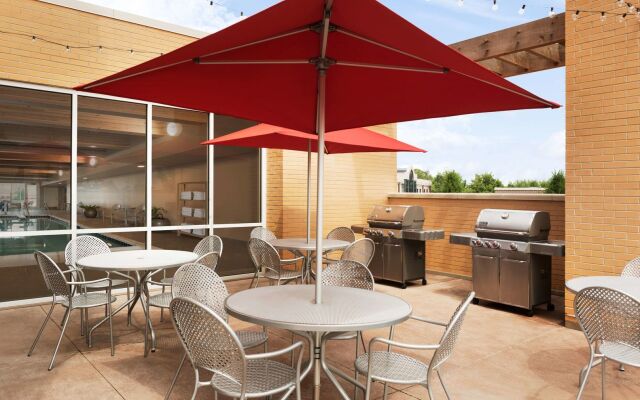 Home2 Suites by Hilton Milwaukee Brookfield