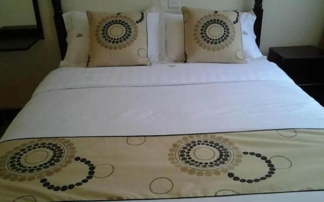 Alpha Country Motel