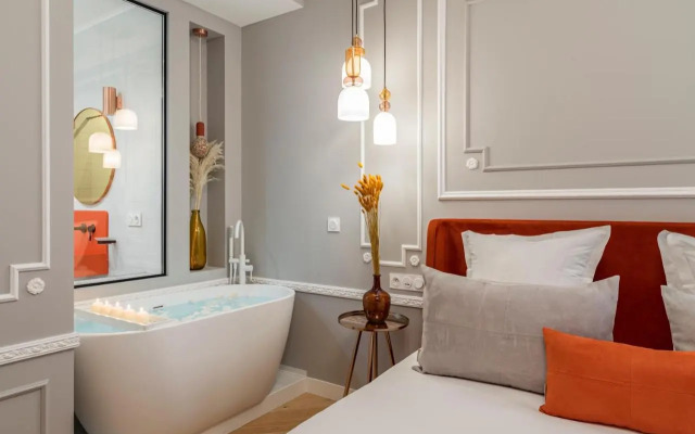 The Orange Haussmann
