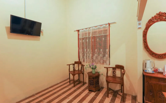 Ndalem Jogja Cupuwatu Syariah by OYO Rooms